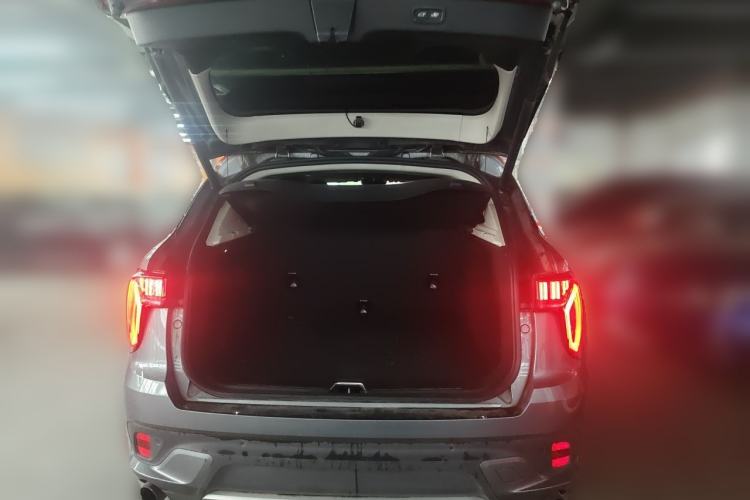 Used Lynk & Co 01 EM-P 2018 1.5T PHEV JingPro National Emission Standard V Trunk