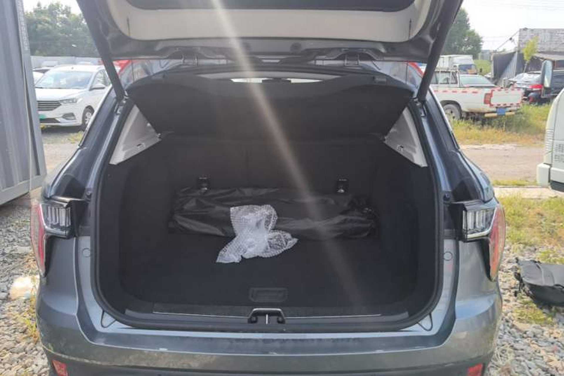 Used Lynk & Co 01 EM-P 2018 1.5T PHEV JingPro National Emission Standard V Trunk