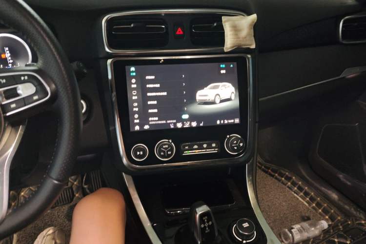 Used Lynk & Co 01 EM-P 2018 1.5T PHEV JingPro National Emission Standard V Audio And AC Panel