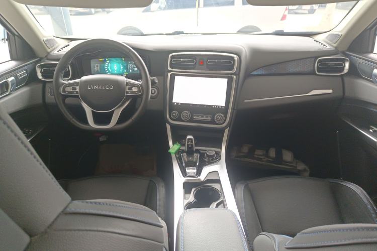 Used Lynk & Co 01 EM-P 2018 1.5T PHEV JingPro National Emission Standard V Center Console