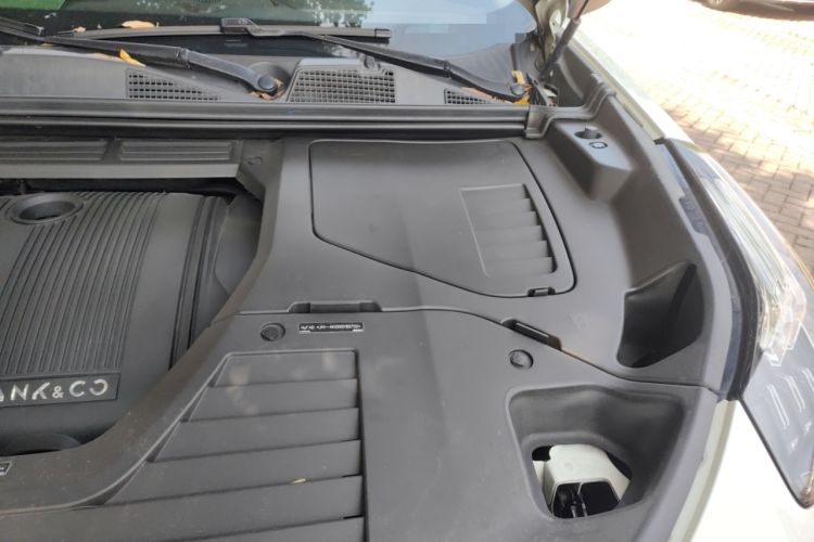 Used Lynk & Co 01 EM-P 2018 1.5T PHEV JingPro National Emission Standard V Engine Bay Left
