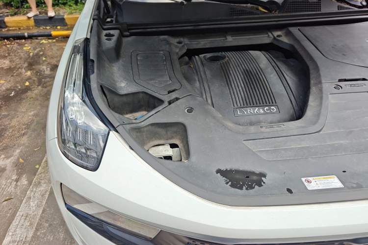 Used Lynk & Co 01 EM-P 2018 1.5T PHEV JingPro National Emission Standard V Engine Bay Right