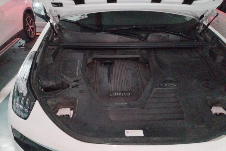 Used Lynk & Co 01 EM-P 2018 1.5T PHEV JingPro National Emission Standard V Engine Bay Right