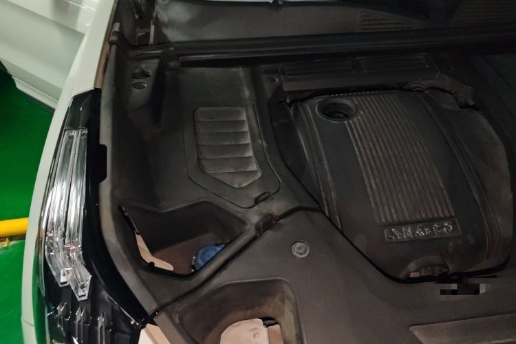 Used Lynk & Co 01 EM-P 2018 1.5T PHEV JingPro National Emission Standard V Engine Bay Right