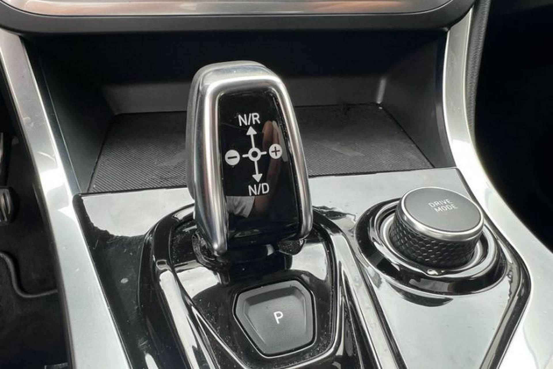 Used Lynk & Co 01 EM-P 2018 1.5T PHEV JingPro National Emission Standard V Gear Lever
