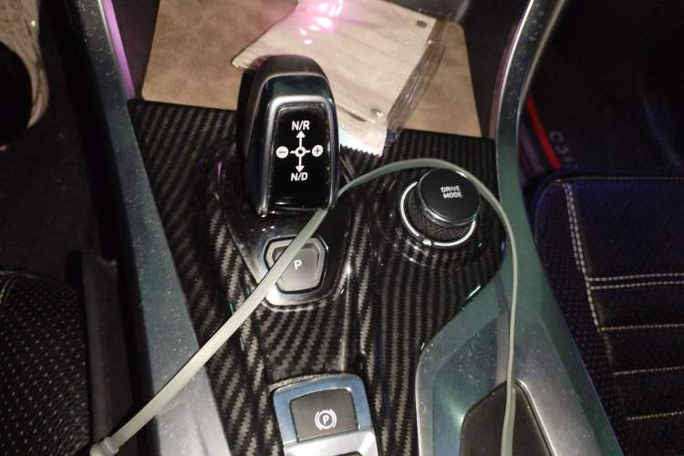 Used Lynk & Co 01 EM-P 2018 1.5T PHEV JingPro National Emission Standard V Gear Lever