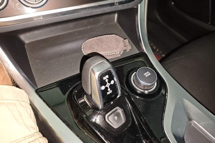 Used Lynk & Co 01 EM-P 2018 1.5T PHEV Jing Guo V Gear Lever
