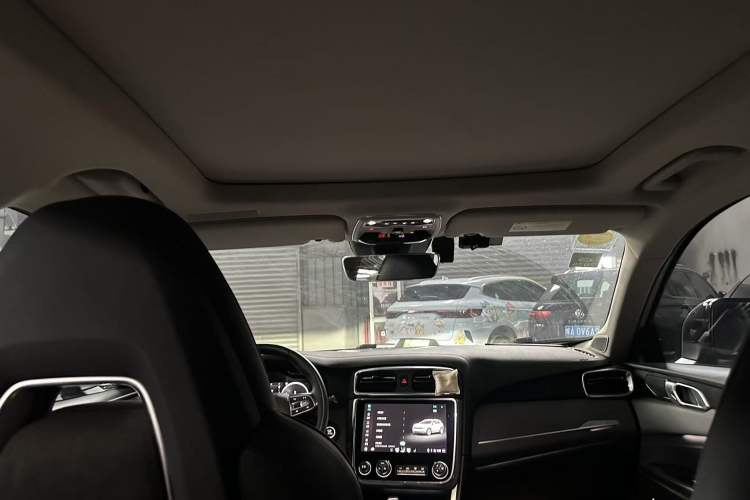 Used Lynk & Co 01 EM-P 2018 1.5T PHEV JingPro National Emission Standard V Headliner