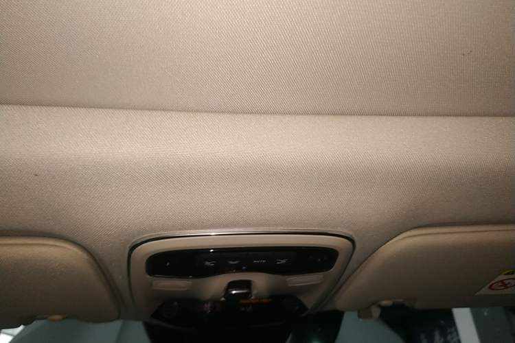 Used Lynk & Co 01 EM-P 2018 1.5T PHEV JingPro National Emission Standard V Headliner