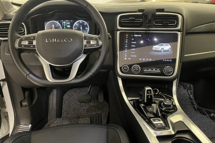 Used Lynk & Co 01 EM-P 2018 1.5T PHEV JingPro National Emission Standard V Interior 1