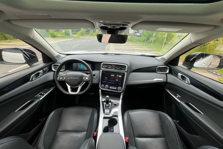 Used Lynk & Co 01 EM-P 2018 1.5T PHEV JingPro National Emission Standard V Interior 3