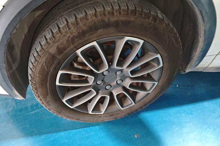 Used Lynk & Co 01 EM-P 2018 1.5T PHEV Jing Guo V Left Front Wheel Hub