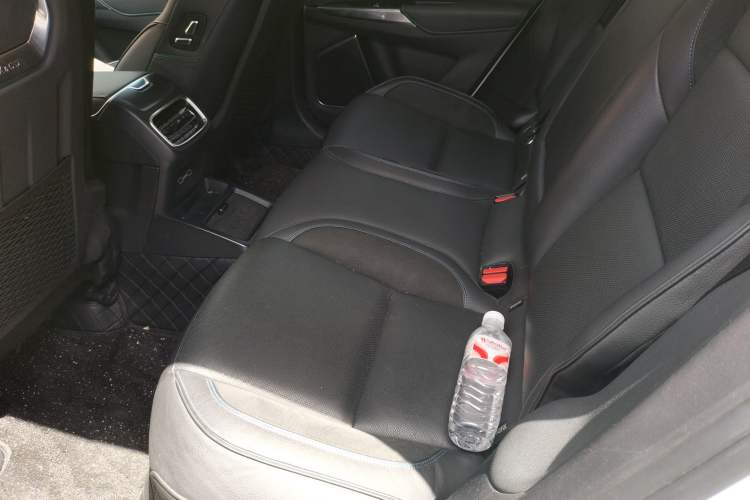 Used Lynk & Co 01 EM-P 2018 1.5T PHEV JingPro National Emission Standard V Left Rear Seat