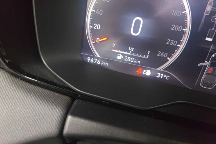 Used Lynk & Co 01 EM-P 2018 1.5T PHEV JingPro National Emission Standard V Odometer Close Up