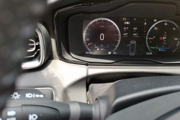 Used Lynk & Co 01 EM-P 2018 1.5T PHEV JingPro National Emission Standard V Odometer Close Up