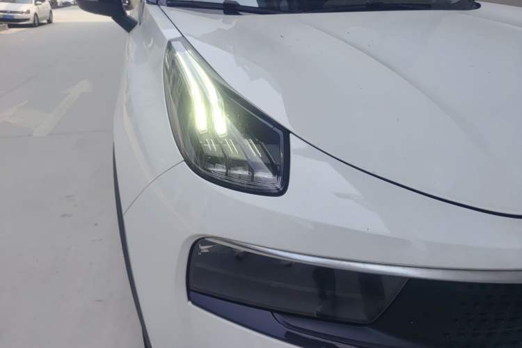 Used Lynk & Co 01 EM-P 2018 1.5T PHEV JingPro National Emission Standard V Right Front Headlight