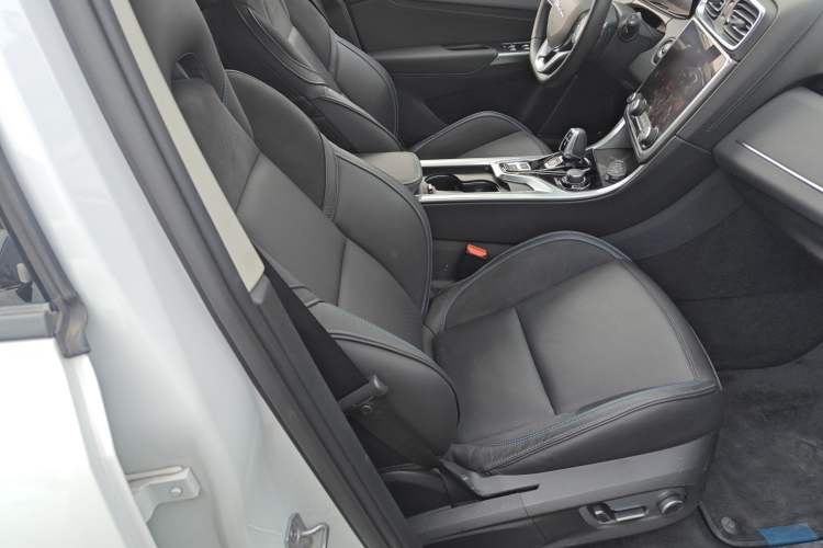 Used Lynk & Co 01 EM-P 2018 1.5T PHEV JingPro National Emission Standard V Right Front Seat