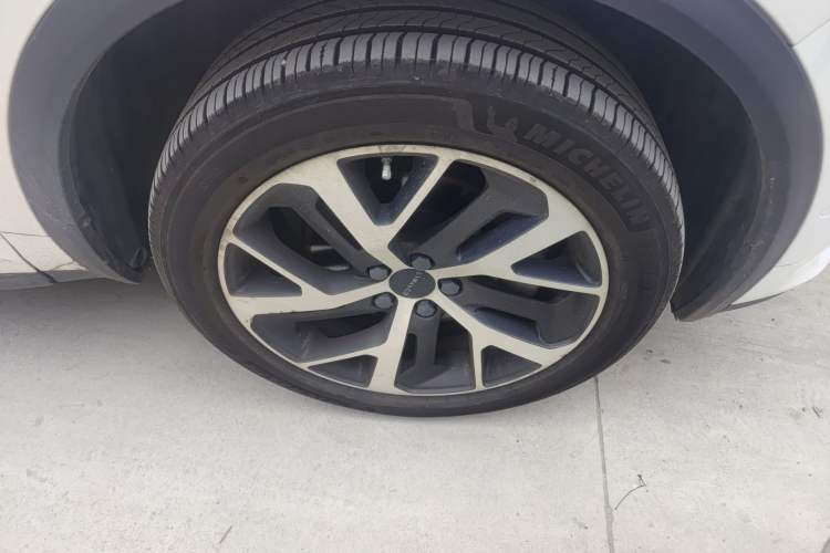 Used Lynk & Co 01 EM-P 2018 1.5T PHEV JingPro National Emission Standard V Right Front Wheel Hub