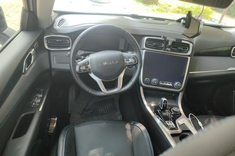 Used Lynk & Co 01 EM-P 2018 1.5T PHEV JingPro National Emission Standard V Steering Wheel