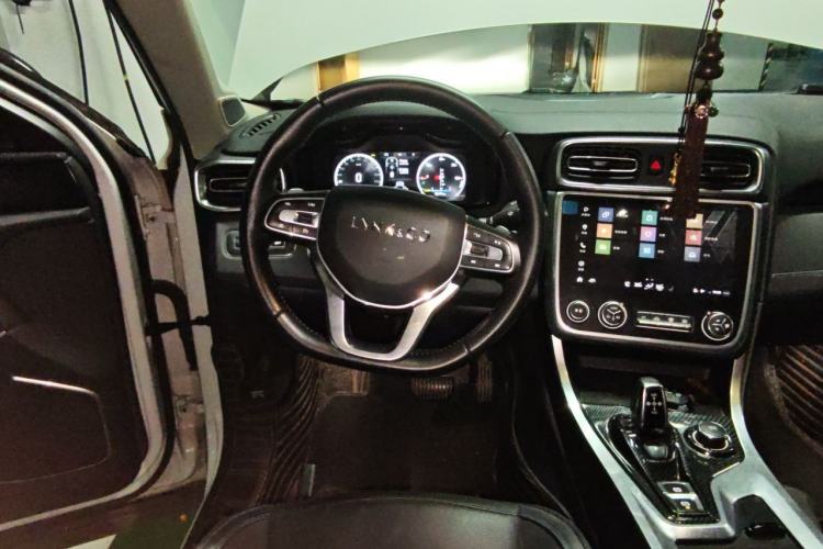 Used Lynk & Co 01 EM-P 2018 1.5T PHEV JingPro National Emission Standard V Steering Wheel