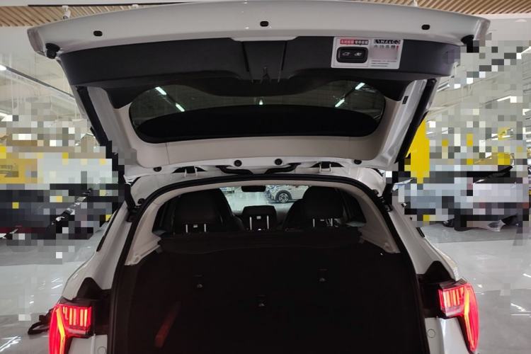 Used Lynk & Co 01 EM-P 2018 1.5T PHEV JingPro National Emission Standard V Trunk