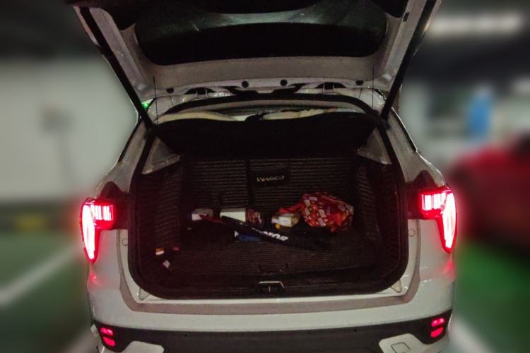 Used Lynk & Co 01 EM-P 2018 1.5T PHEV JingPro National Emission Standard V Trunk