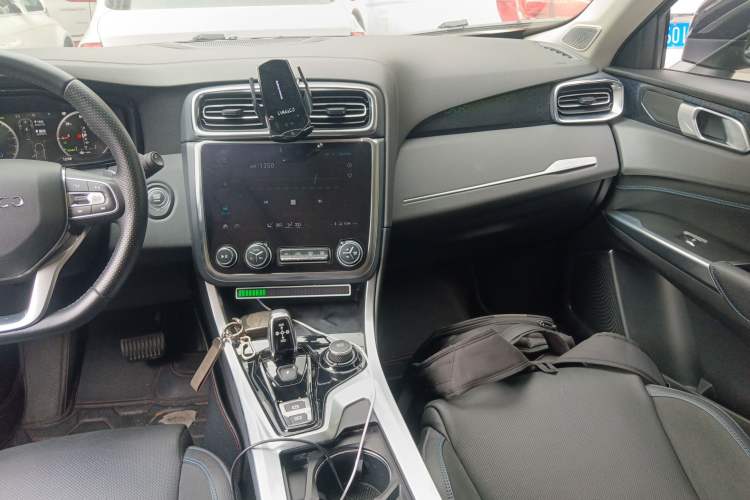 Used Lynk & Co 01 EM-P 2019 1.5T PHEV Pro Audio And AC Panel