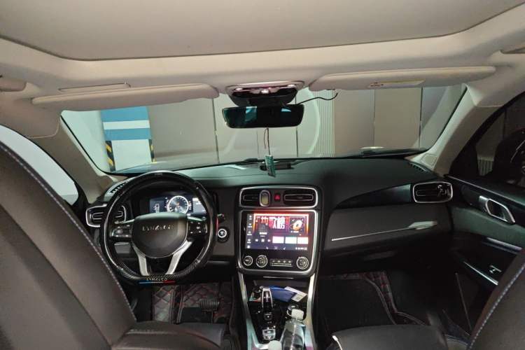 Used Lynk & Co 01 EM-P 2019 1.5T PHEV Plus Center Console