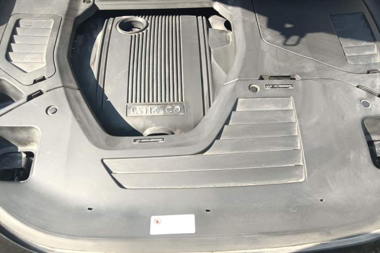 Used Lynk & Co 01 EM-P 2019 1.5T PHEV Pro Engine Bay