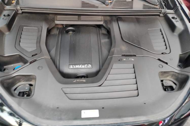 Used Lynk & Co 01 EM-P 2019 1.5T PHEV Pro Engine Bay