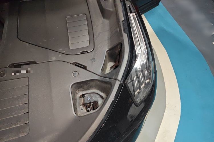 Used Lynk & Co 01 EM-P 2019 1.5T PHEV Plus Engine Bay Left