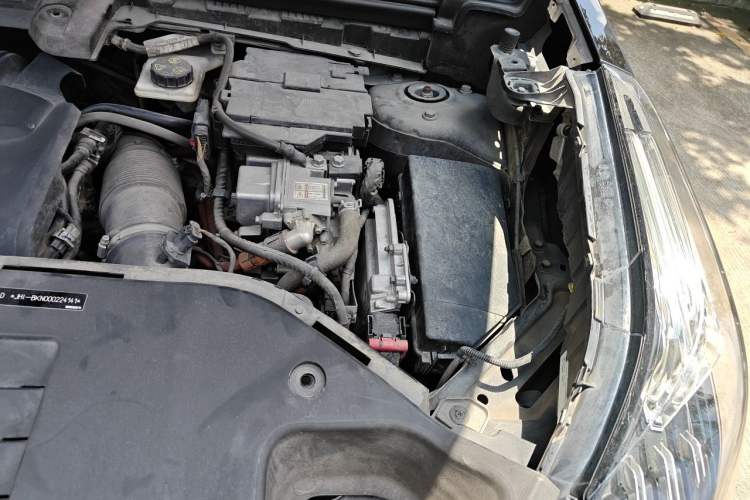 Used Lynk & Co 01 EM-P 2019 1.5T PHEV Pro Engine Bay Left
