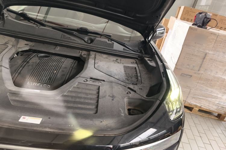 Used Lynk & Co 01 EM-P 2019 1.5T PHEV Jing Meeting China VI Emission Standards Engine Bay Left