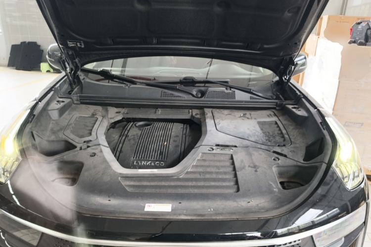 Used Lynk & Co 01 EM-P 2019 1.5T PHEV Jing Meeting China VI Emission Standards Engine Bay