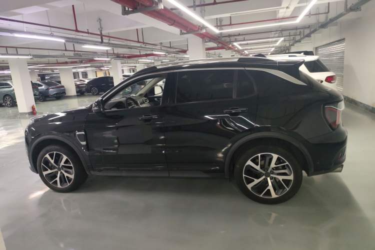 Used Lynk & Co 01 EM-P 2019 1.5T PHEV Pro Exterior 3