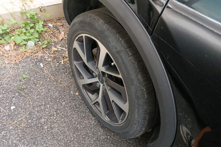 Used Lynk & Co 01 EM-P 2019 1.5T PHEV Pro Exterior 8