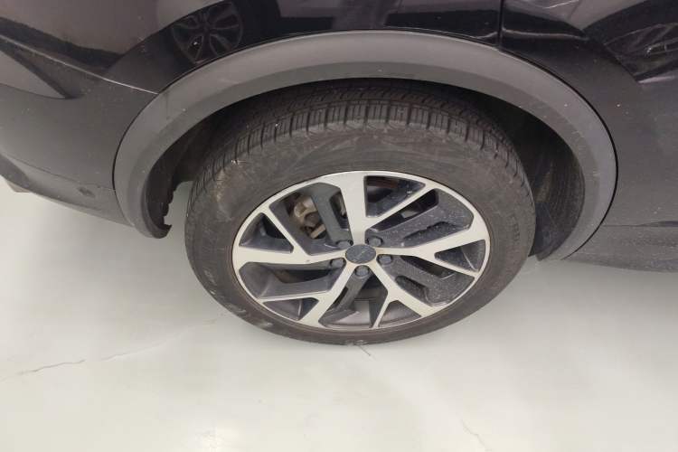 Used Lynk & Co 01 EM-P 2019 1.5T PHEV Pro Exterior 8