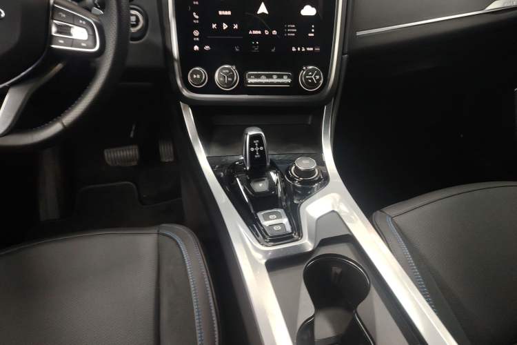 Used Lynk & Co 01 EM-P 2019 1.5T PHEV JingPro National VI Gear Lever
