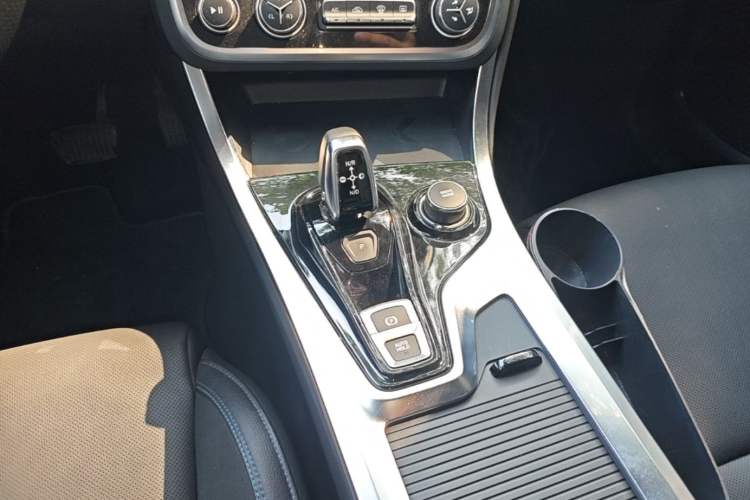 Used Lynk & Co 01 EM-P 2019 1.5T PHEV Pro Gear Lever