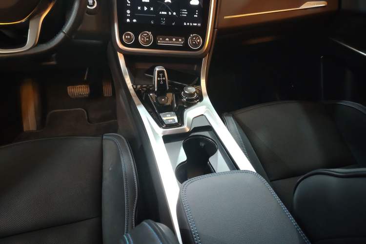 Used Lynk & Co 01 EM-P 2019 1.5T PHEV JingPro National VI Gear Lever