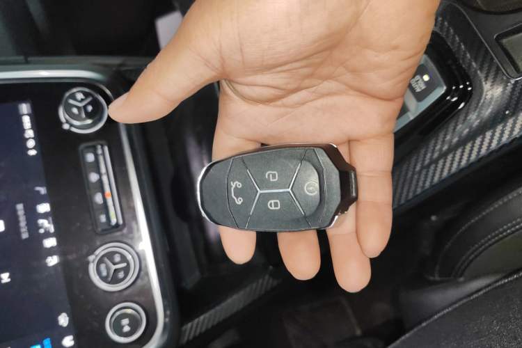 Used Lynk & Co 01 EM-P 2019 1.5T PHEV Pro Interior 1
