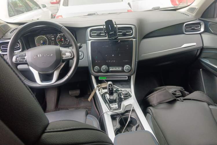 Used Lynk & Co 01 EM-P 2019 1.5T PHEV Pro Interior 2