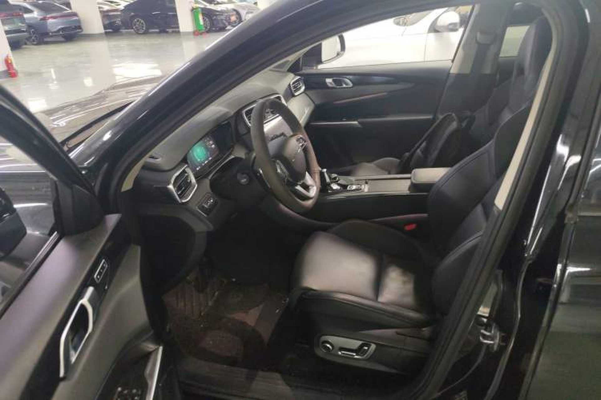 Used Lynk & Co 01 EM-P 2019 1.5T PHEV Pro Interior 3