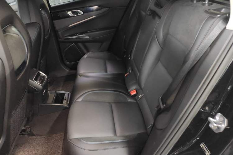Used Lynk & Co 01 EM-P 2019 1.5T PHEV Pro Interior 4