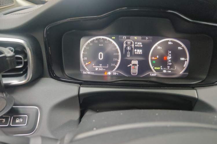 Used Lynk & Co 01 EM-P 2019 1.5T PHEV Pro Odometer Close Up