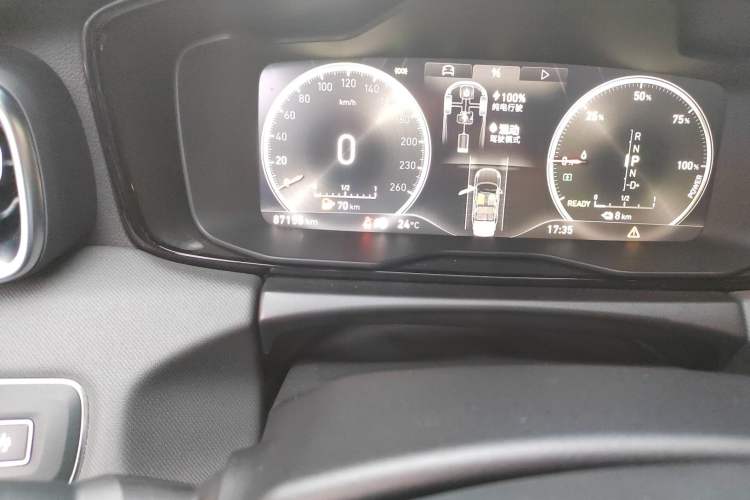Used Lynk & Co 01 EM-P 2019 1.5T PHEV Pro Odometer Close Up