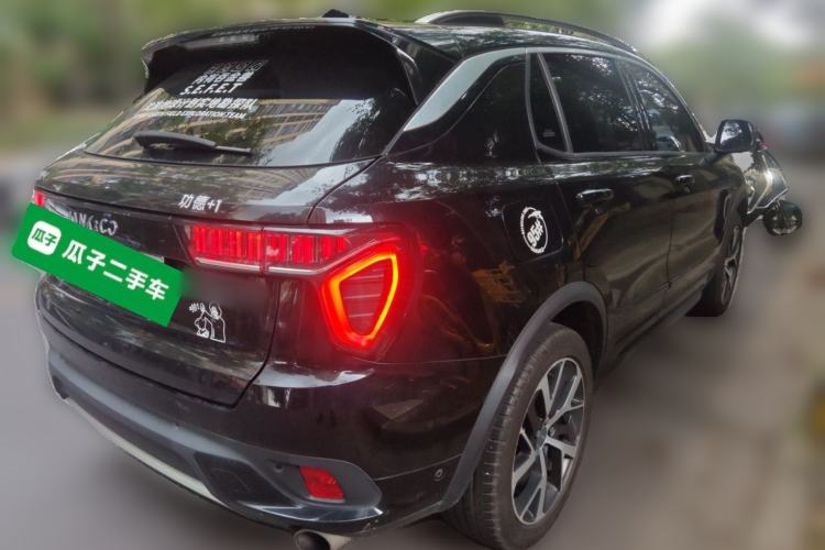 Used Lynk & Co 01 EM-P 2019 1.5T PHEV Pro Rear Right 45 Deg