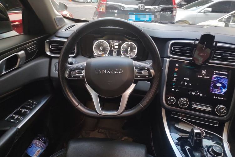 Used Lynk & Co 01 EM-P 2019 1.5T PHEV Pro Steering Wheel