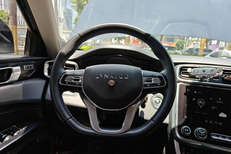 Used Lynk & Co 01 EM-P 2019 1.5T PHEV Pro Steering Wheel