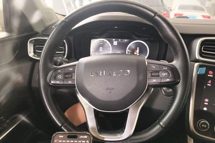 Used Lynk & Co 01 EM-P 2019 1.5T PHEV Jing Meeting China VI Emission Standards Steering Wheel